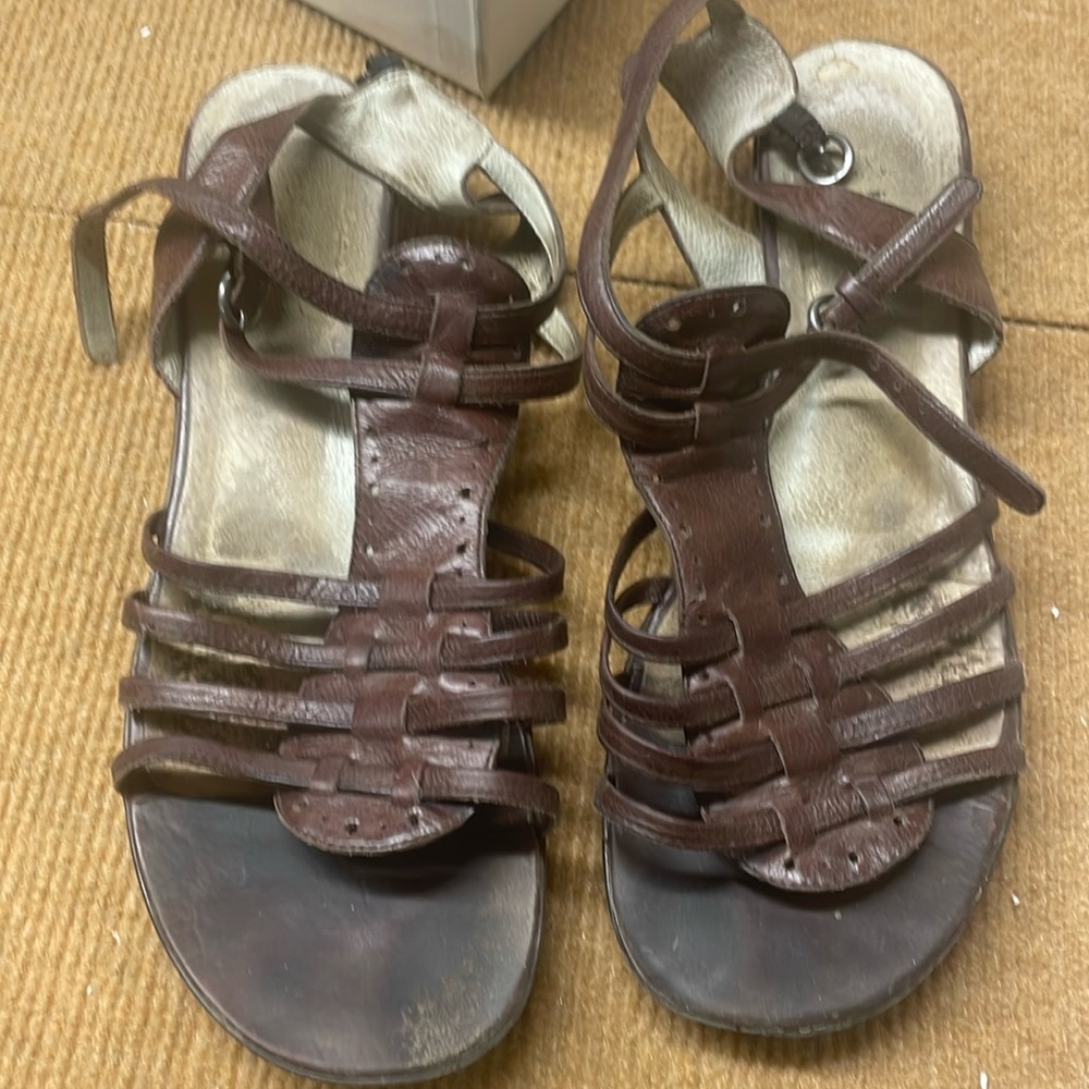 Biviel brown leather gladiator sandal